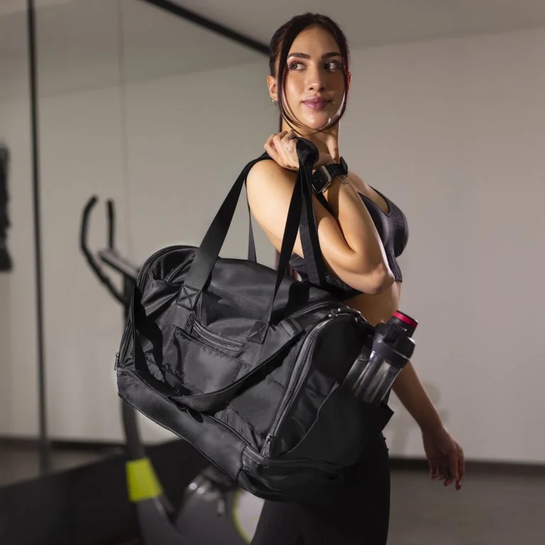 Gym Bag Lifestyle_5 (1)